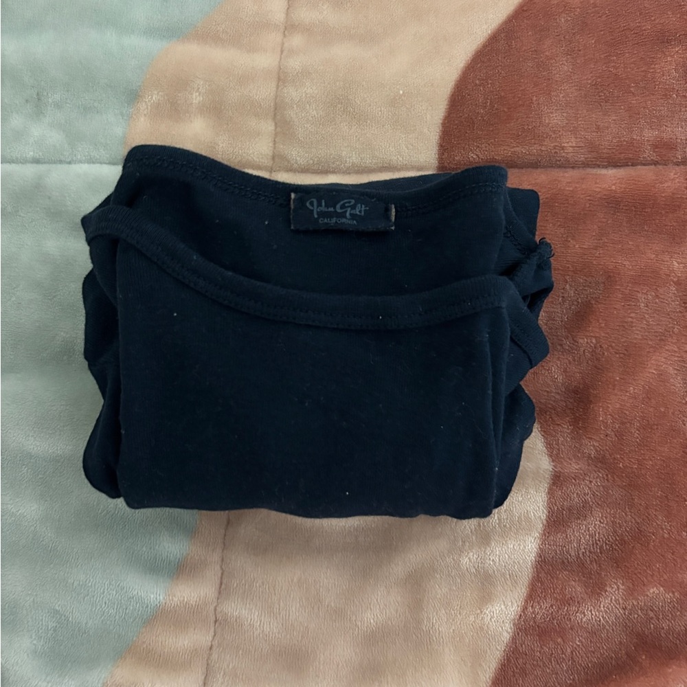 Brandy Melville Navy Long Sleeve Tee - Picture 2 of 3
